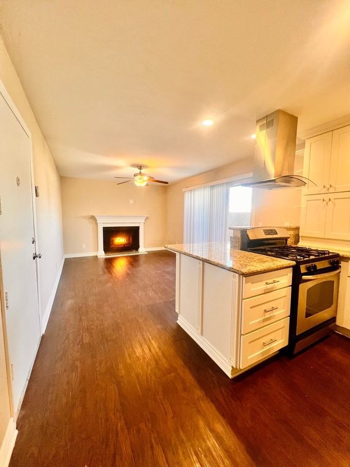 393 Hamilton St #B1 - Photo 7 of 32