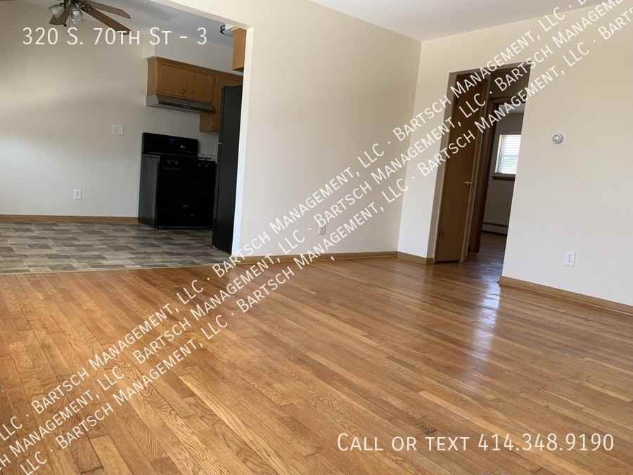 320 S 70th St #3 - Photo 2 of 6