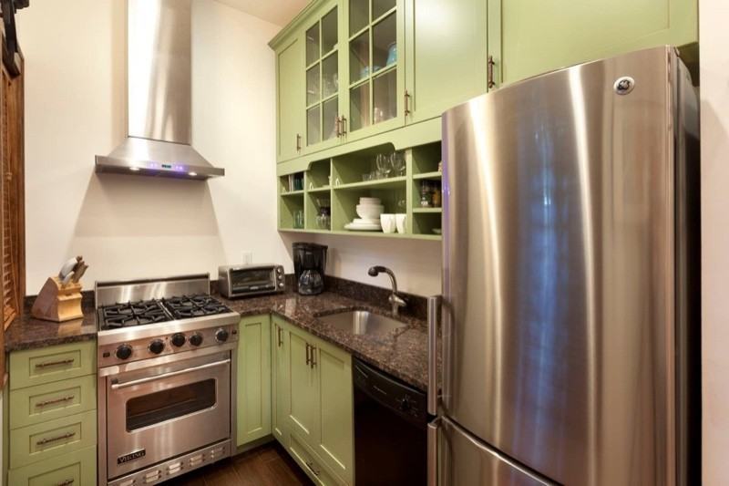 1845 N Wilmot Ave - Photo 5 of 12