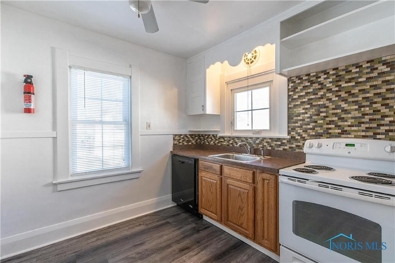 1715 Perth St - Photo 6 of 15