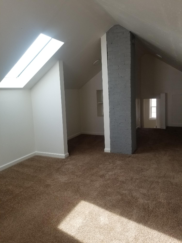 715 Alderson Ave - Photo 7 of 16