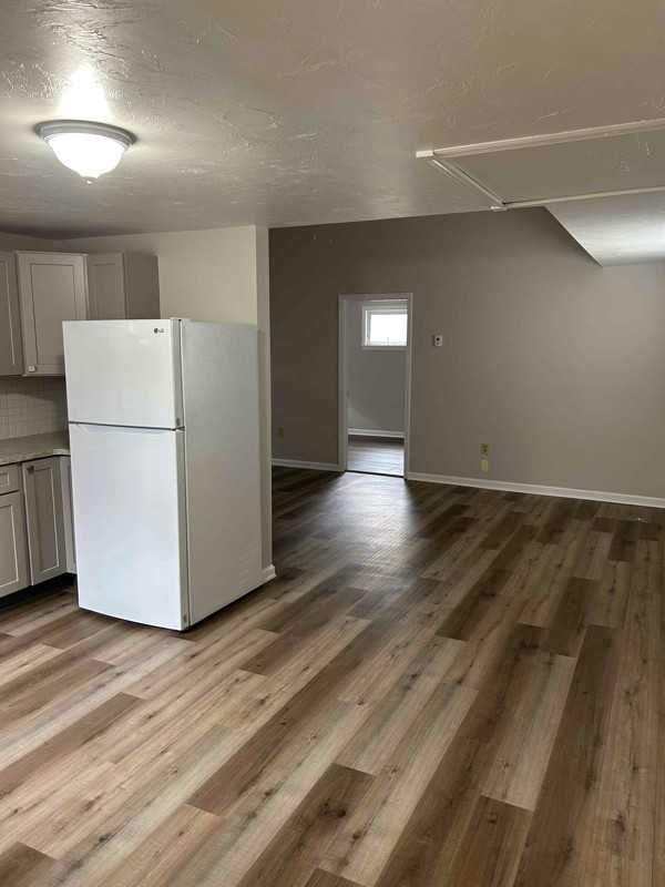 298 N Main St #R1 - Photo 2 of 9