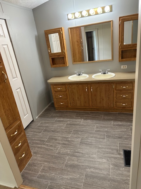 2 W 2nd St #A - Photo 3 of 16