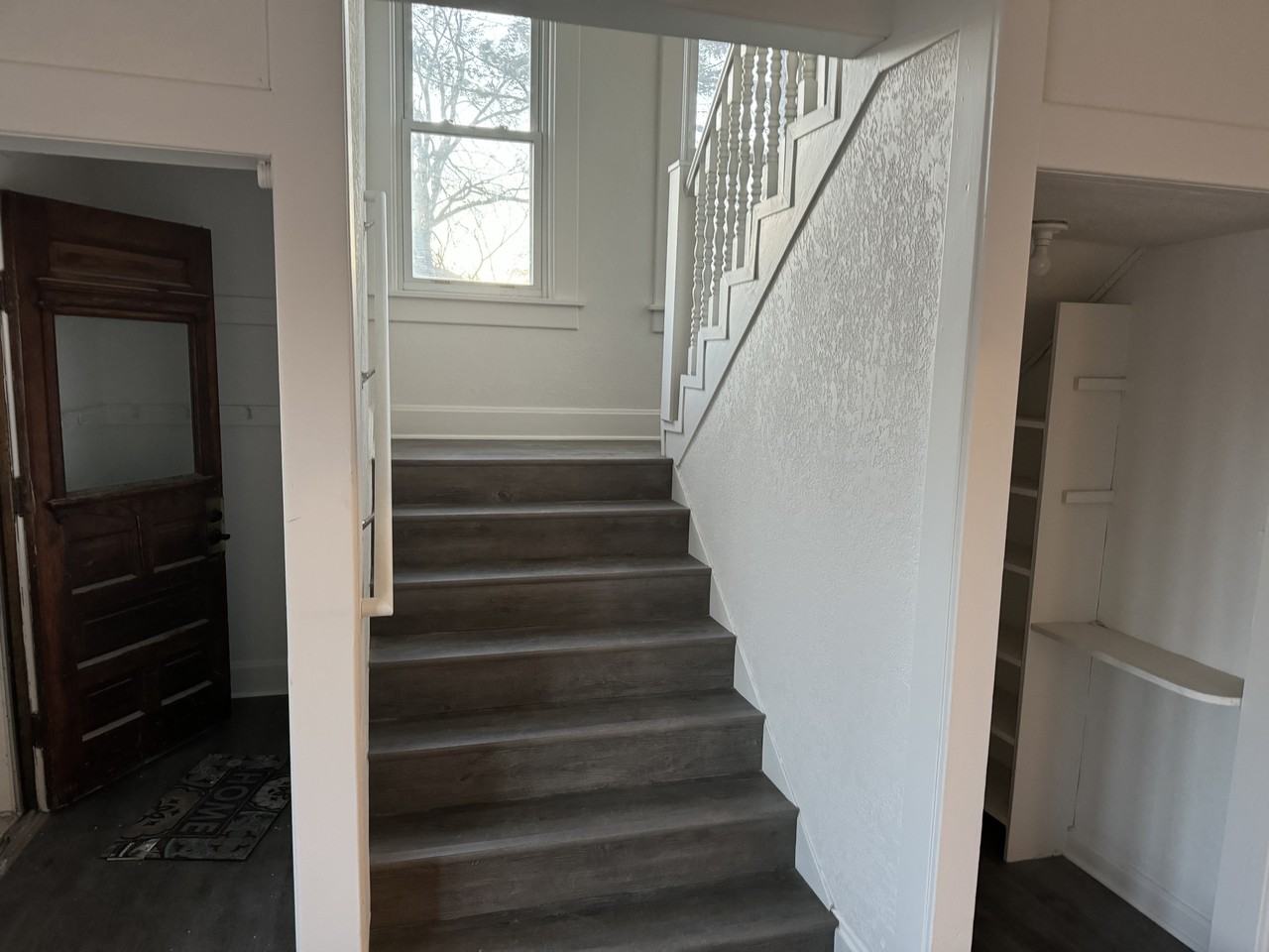 103 1st St Ne #NA - Photo 2 of 19