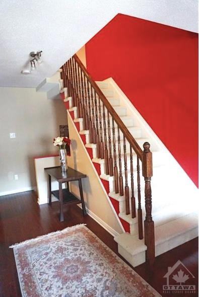 386 Citiplace Drive - Photo 3 of 18