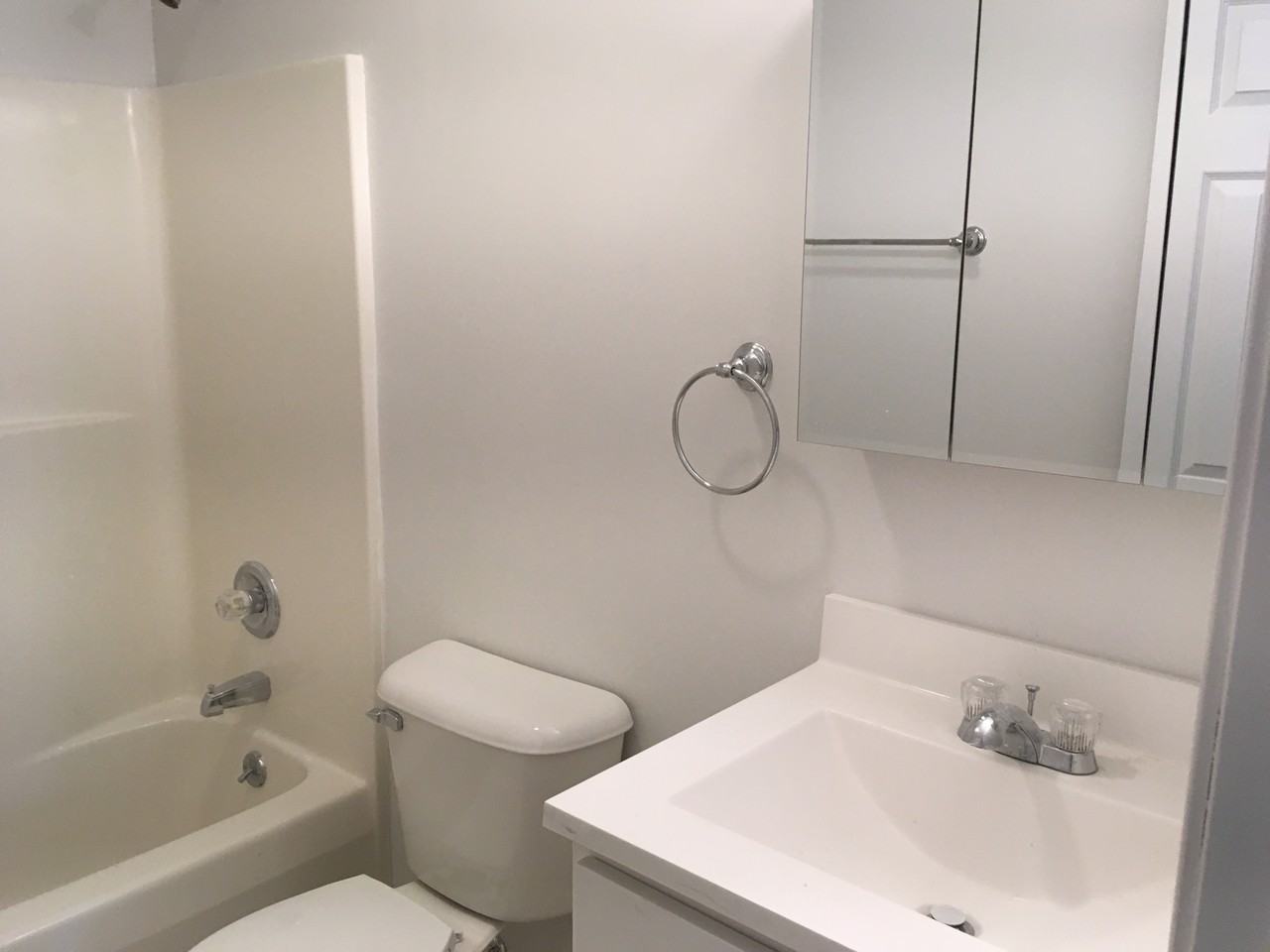 6 Fairway Cmns - Photo 3 of 6