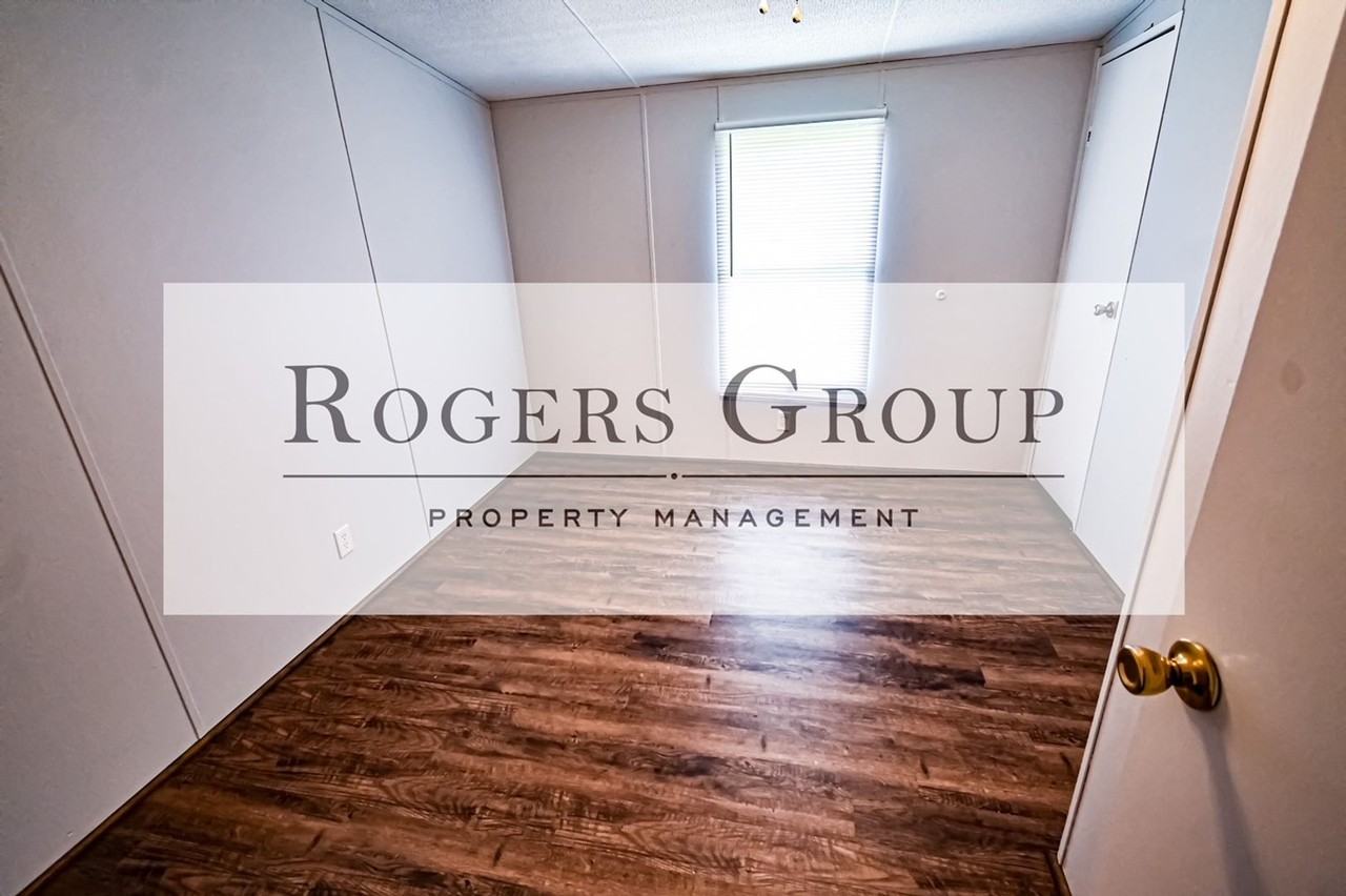 2058 Suitts Store Rd - Photo 5 of 8