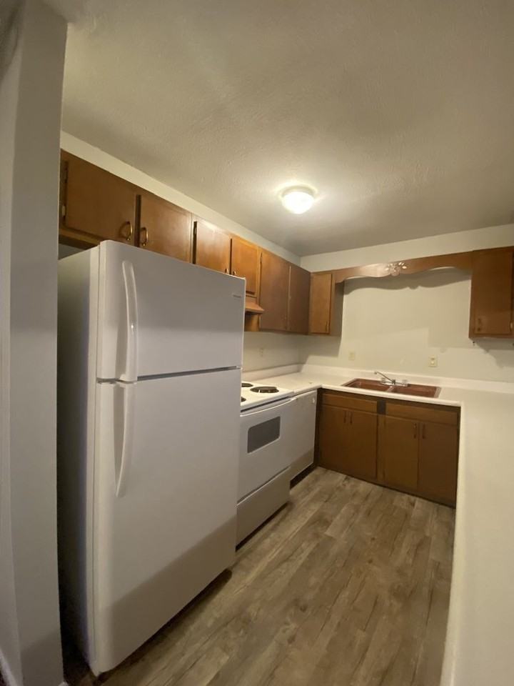 1415 Christine Ave #19 - Photo 3 of 11