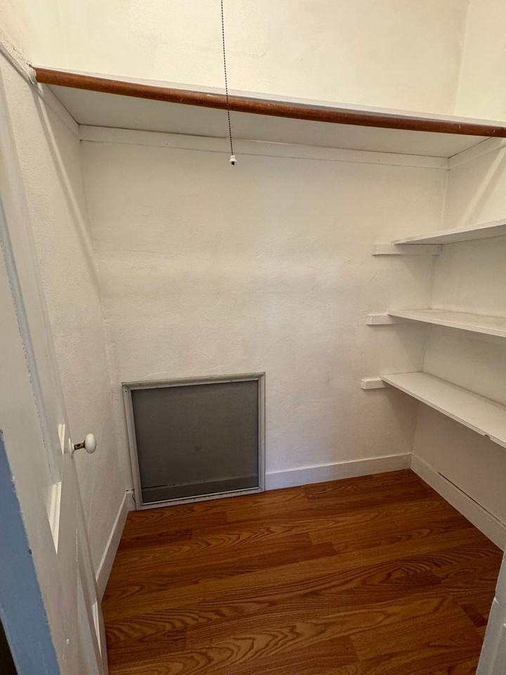 695 Cape St - Photo 3 of 11