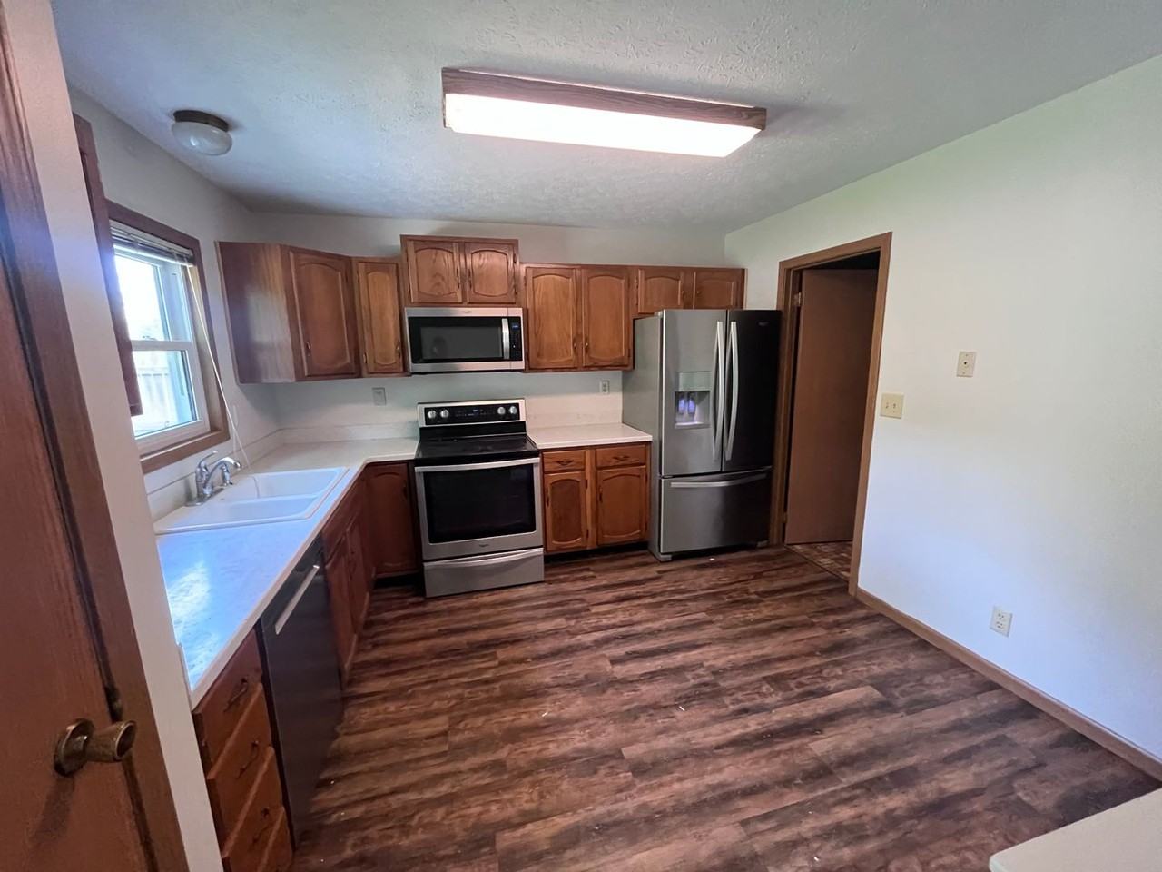 3124 Portsmouth Dr W - Photo 4 of 14