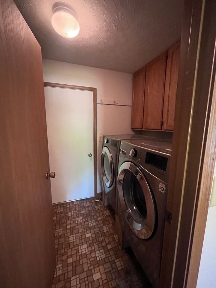 3124 Portsmouth Dr W - Photo 5 of 14