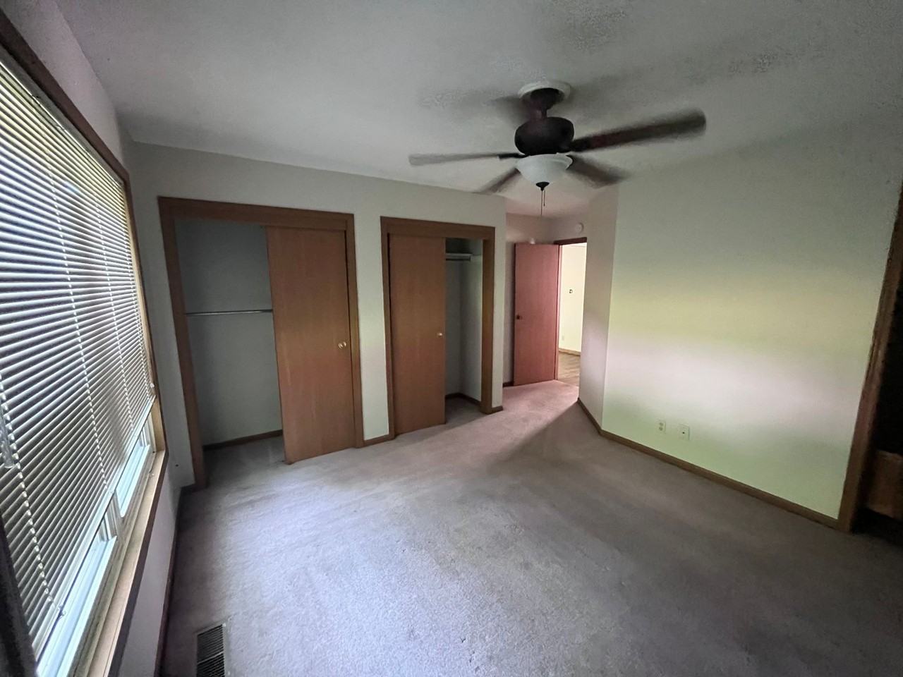 3124 Portsmouth Dr W - Photo 7 of 14