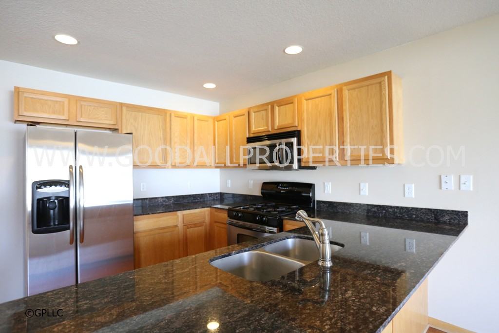 4015 154th St - Photo 2 of 15