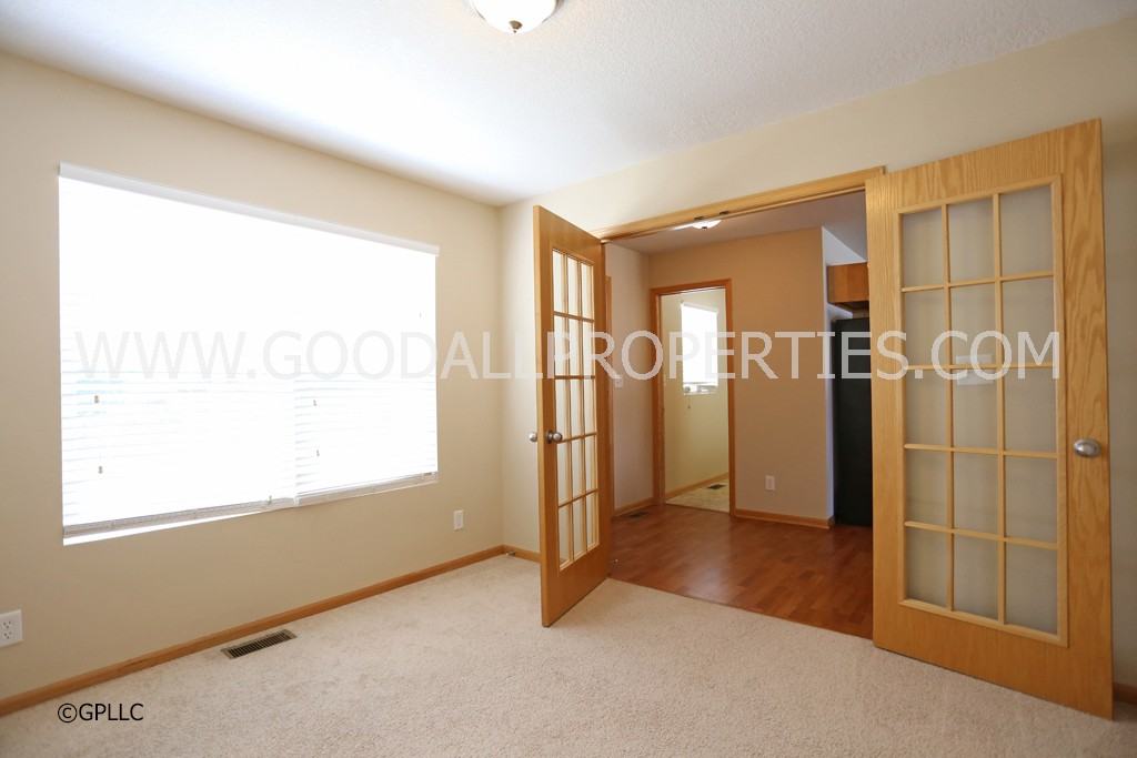 4015 154th St - Photo 7 of 15