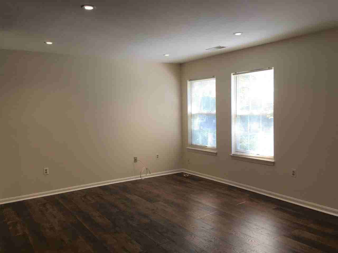 6402 Bayberry Ct - Photo 3 of 18