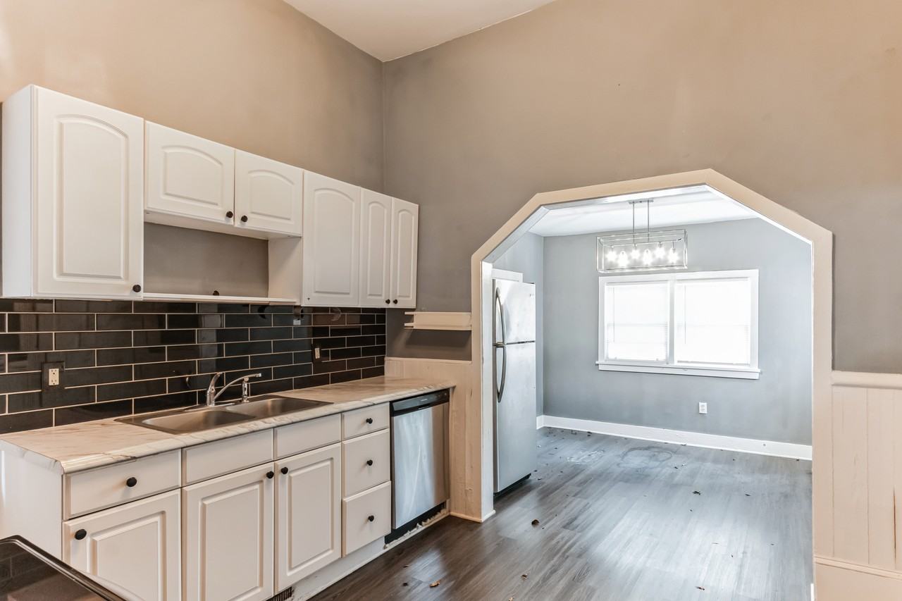 2114 Lincoln Street #1 - Photo 3 of 18