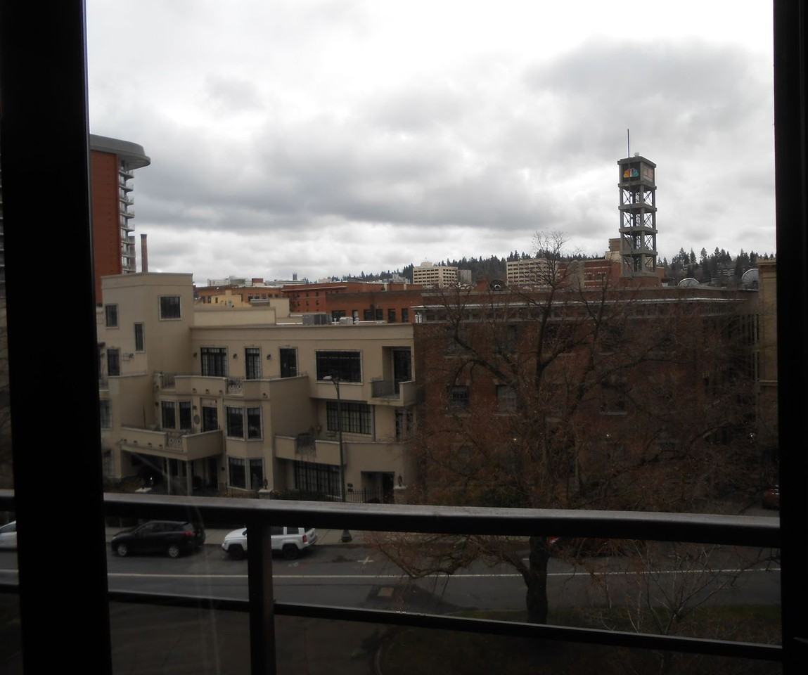 Riverfalls Tower Apartments - Photo 4 of 38