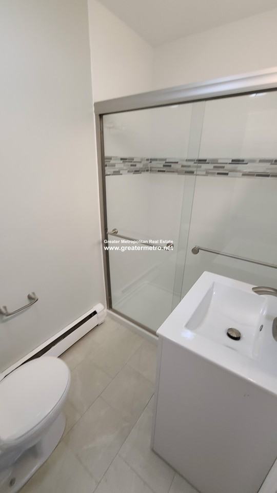 5 Charter St #1 - Photo 6 of 9