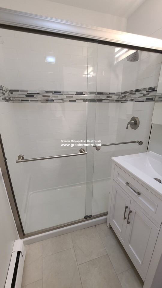 5 Charter St #1 - Photo 7 of 9