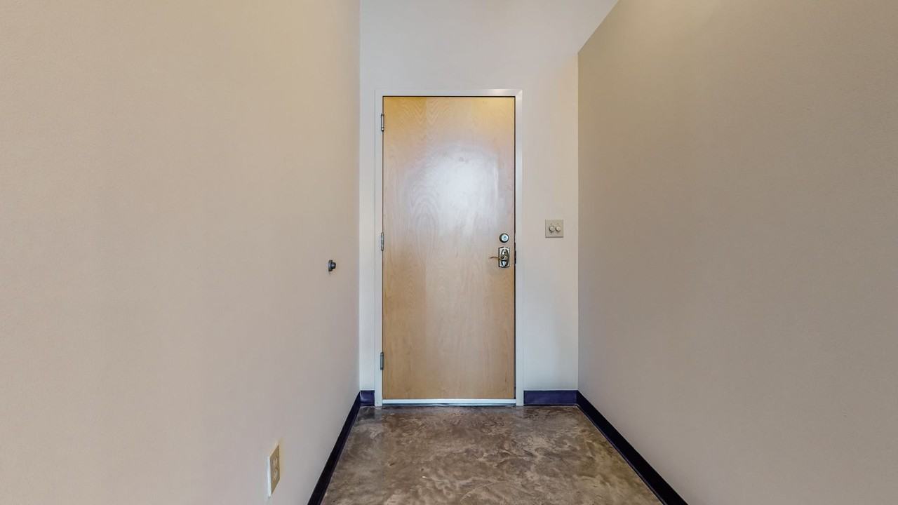 Reynolds Lofts - Photo 3 of 50