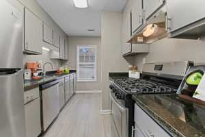 featured image of Woodpecker Ct