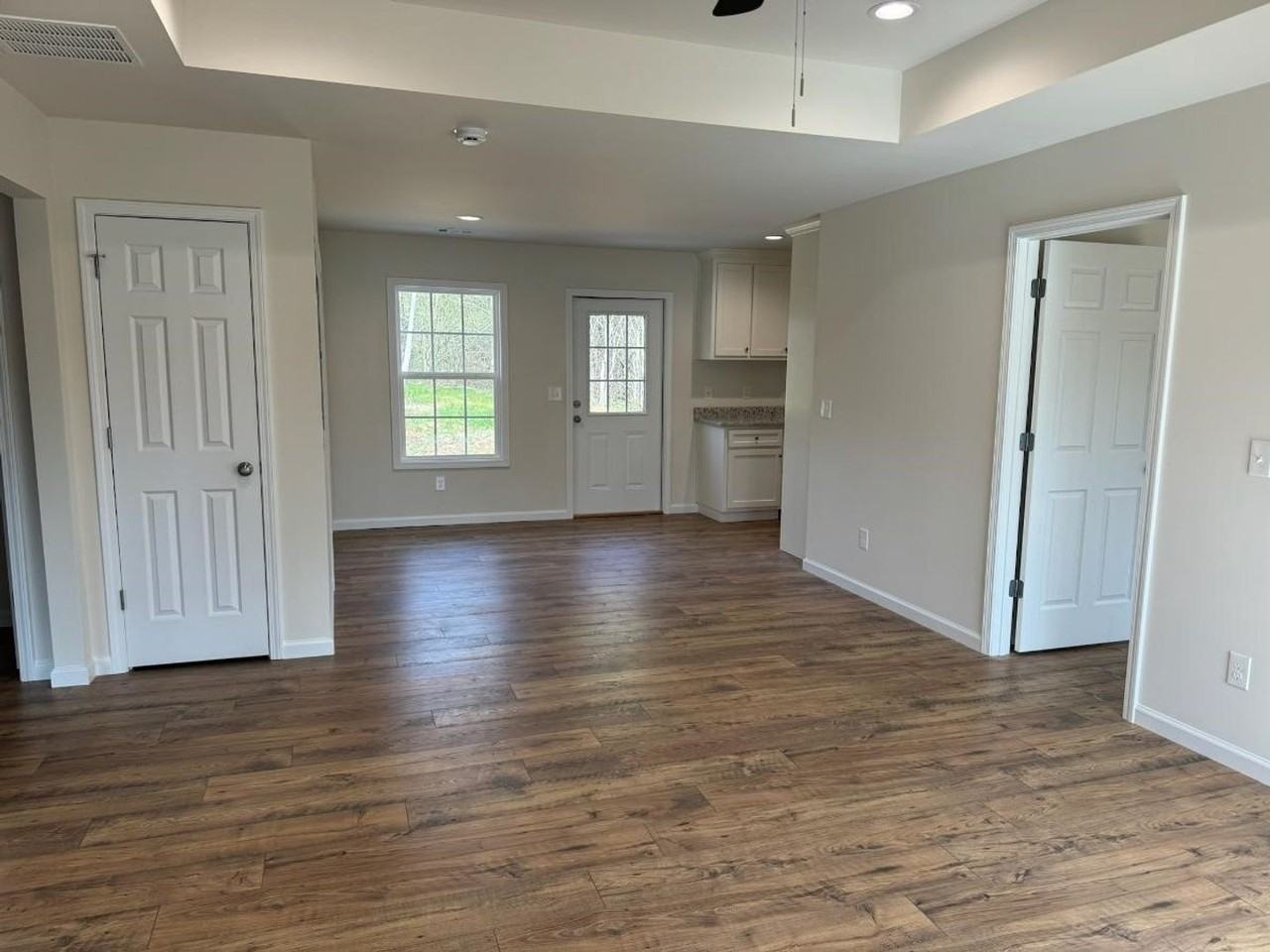 295 Pony Lake Rd - Photo 2 of 8