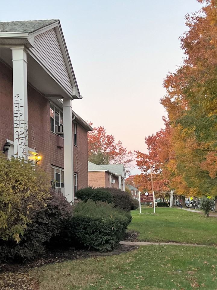 Stoney Brook Gardens - Photo 7 of 10