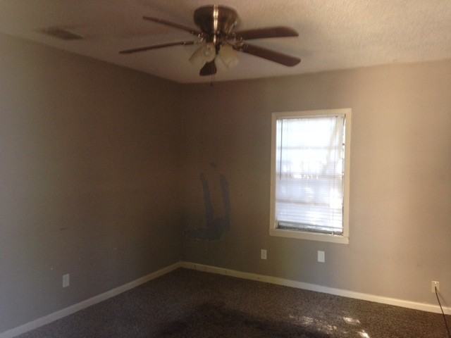 5415 Norton St - Photo 3 of 13