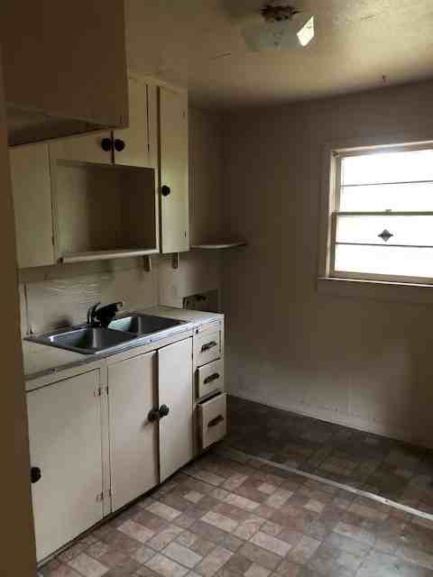 145 W 78th St - Photo 3 of 8