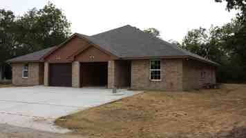 featured image of 2475 Circle Dr