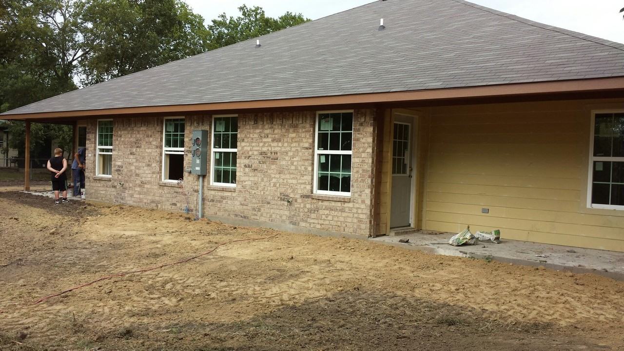 CIRCLE.2475/2477 - Photo 3 of 3