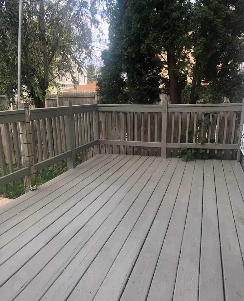 2627 N Bartlett Ave - Photo 2 of 12