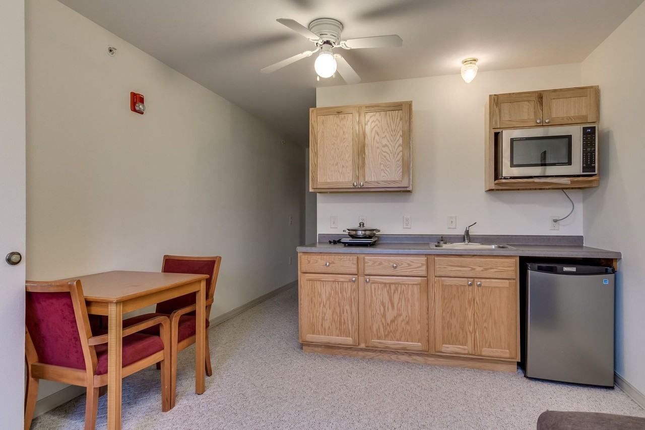 1511 Devney Drive - Photo 5 of 7