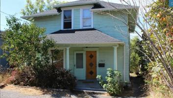 featured image of 1247 Franklin St