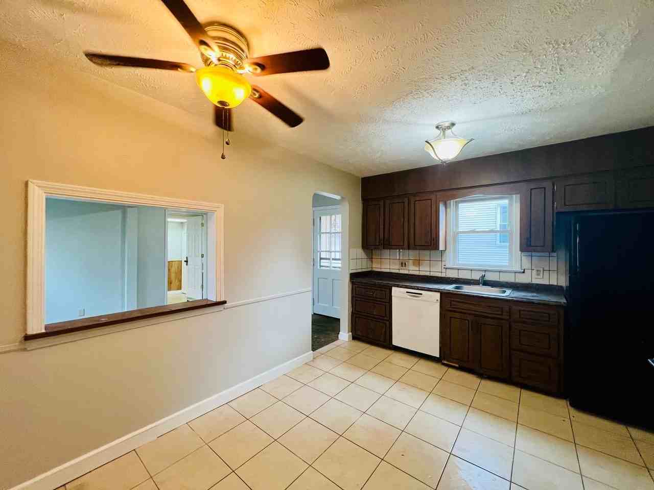 4046 Bluestone Rd - Photo 4 of 17