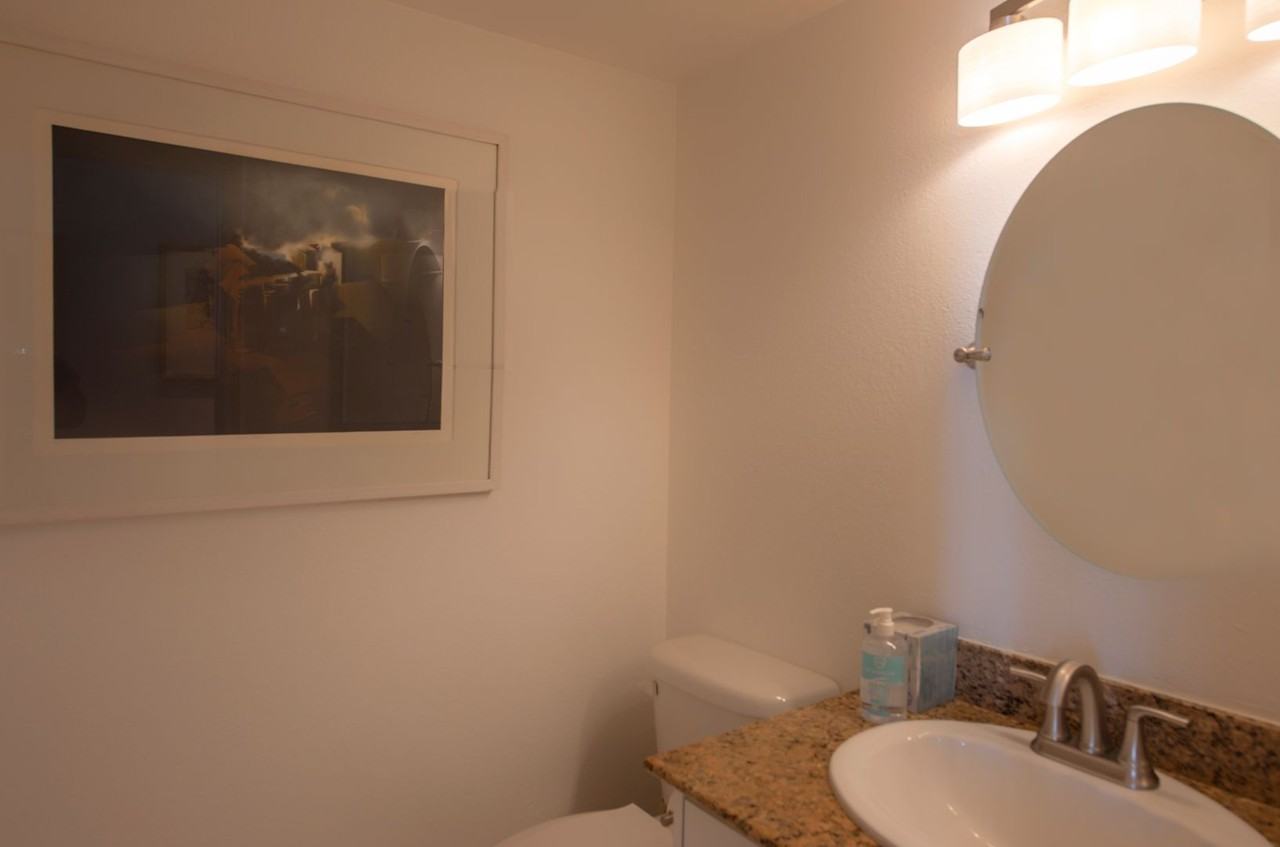 5225 N 24th St #105 - Photo 4 of 13