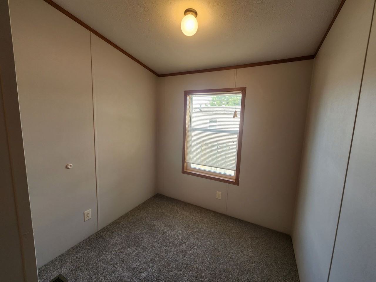 75 Yucca Cir - Photo 6 of 13