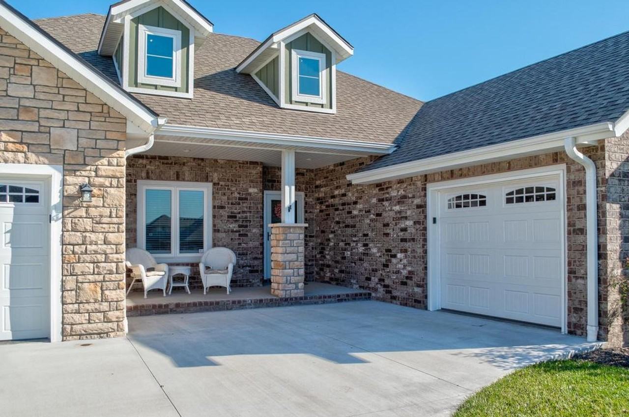 2387 N Citation Ave - Photo 2 of 47