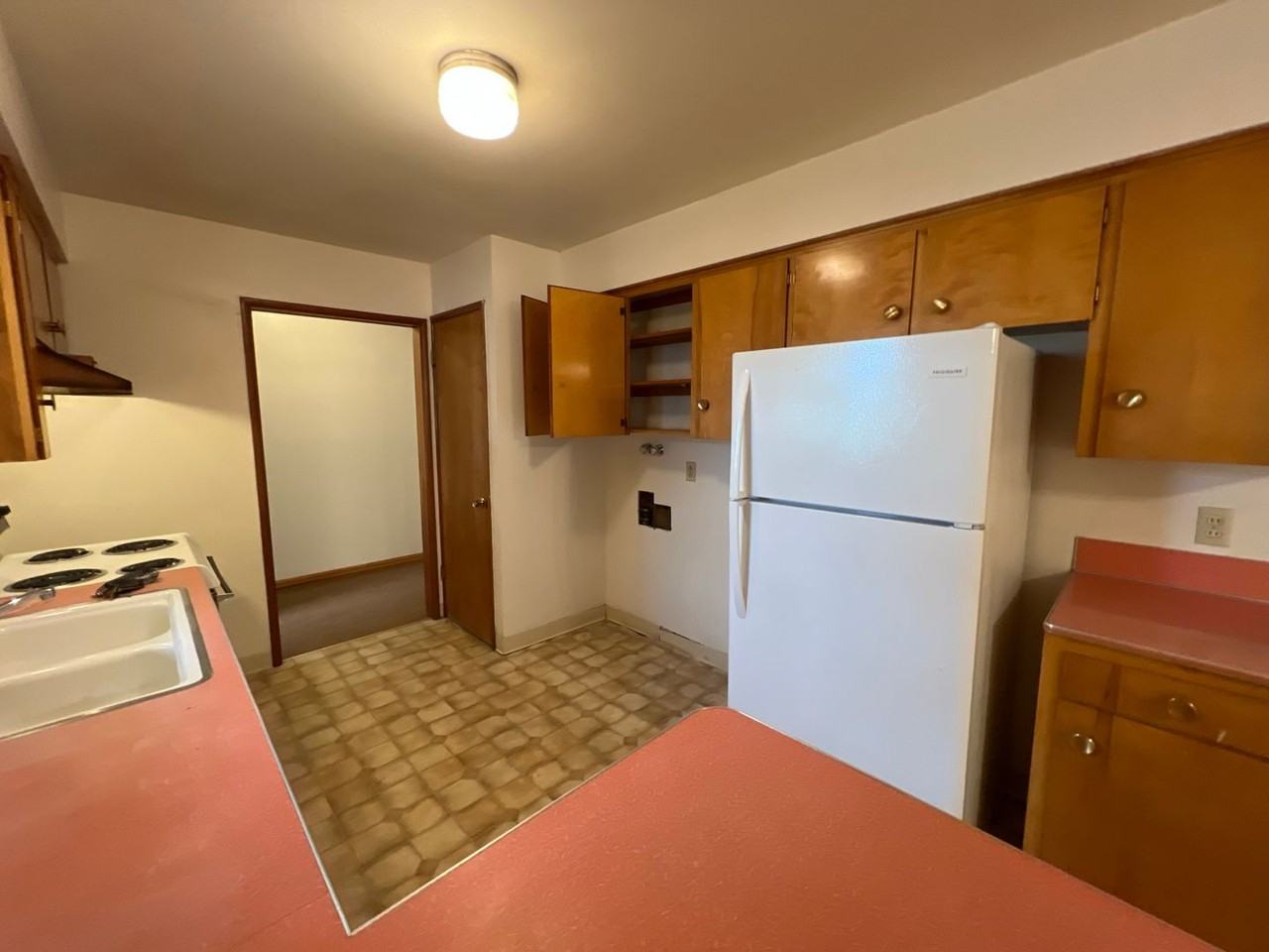 2355 Polk St - Photo 7 of 21