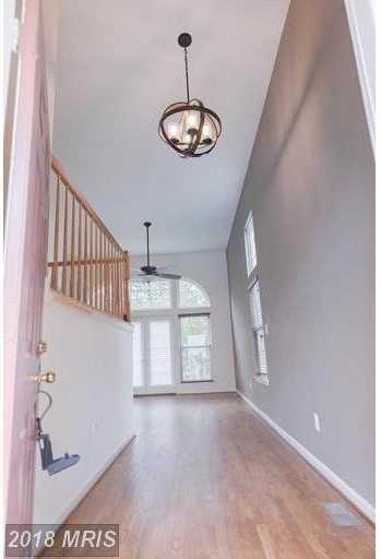 40 Silver Moon Dr - Photo 2 of 14