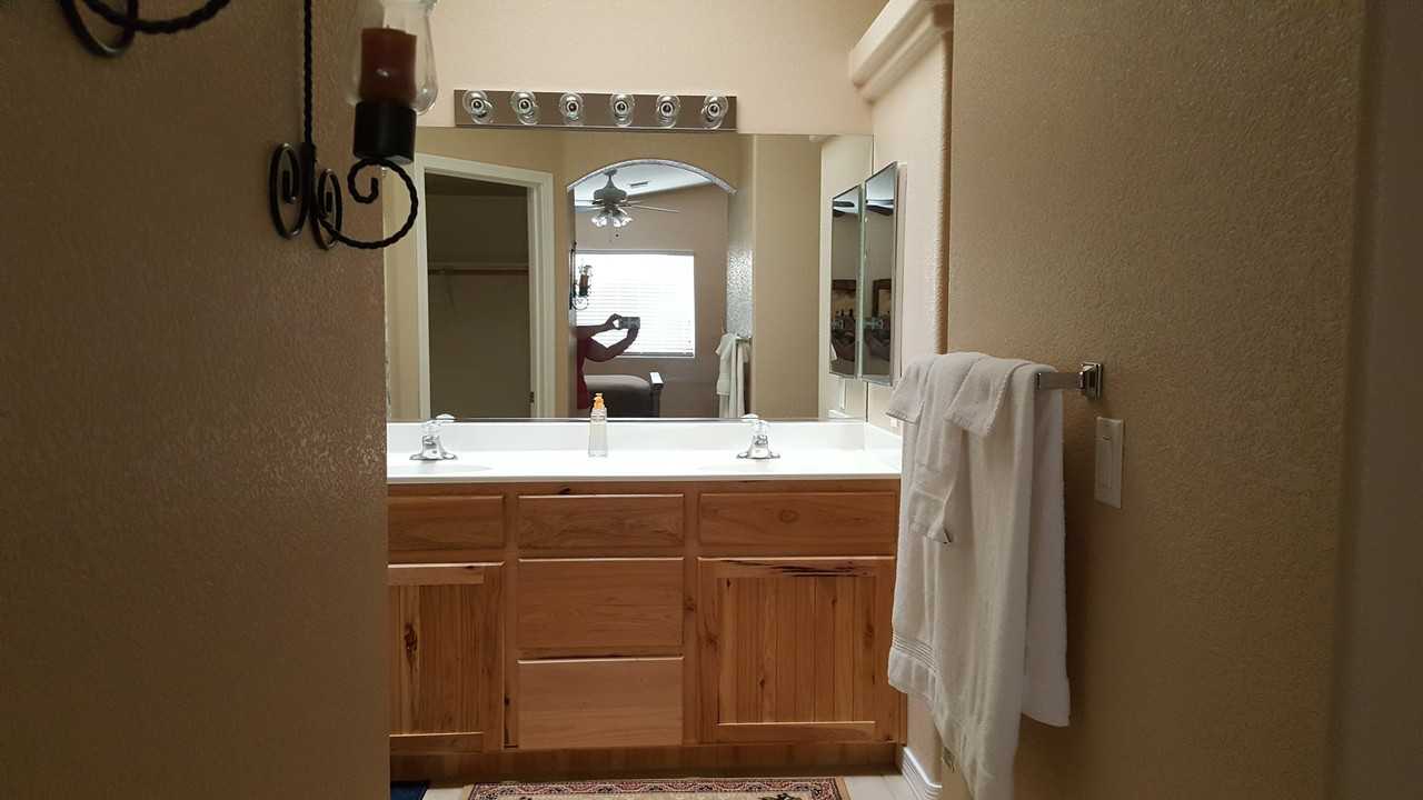 3931 Albacore Dr - Photo 7 of 21