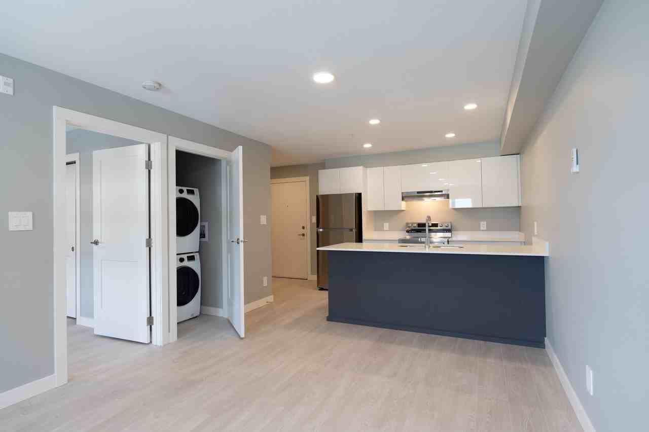 Seaboard - Photo 3 of 17