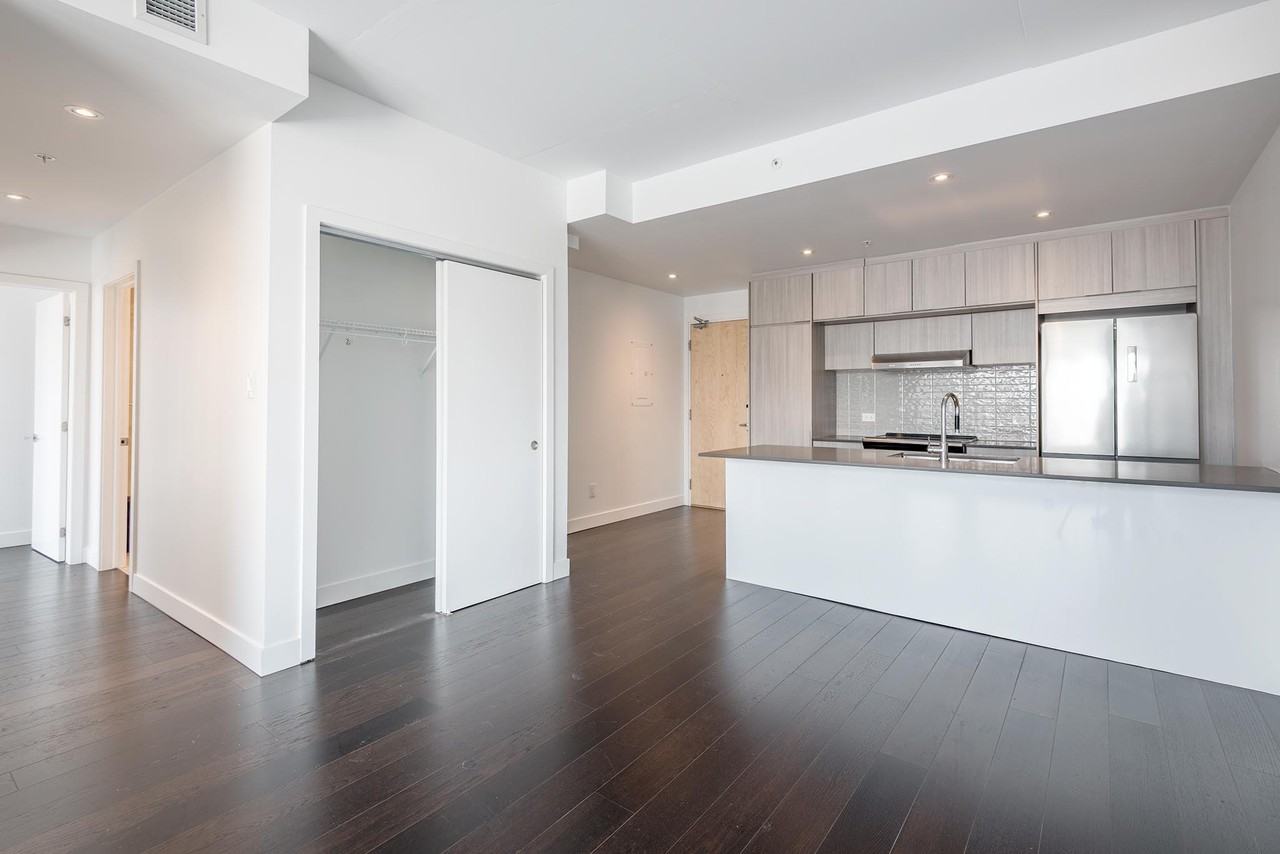 400 Ave Richmond - Photo 2 of 21