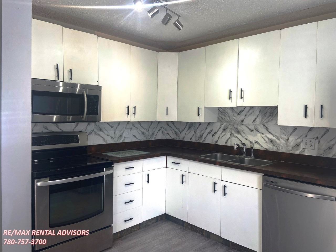 313 Morin Maze Nw - Photo 2 of 16