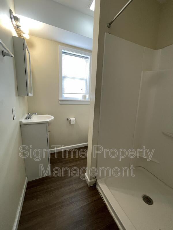 28 E Franklin St - Photo 5 of 11