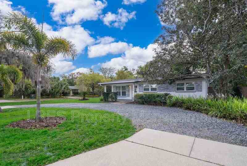 1690 Dale Ave - Photo 2 of 28