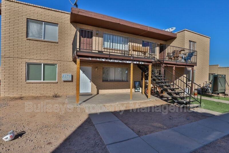 859 W Ray Rd #3 - Photo 2 of 11