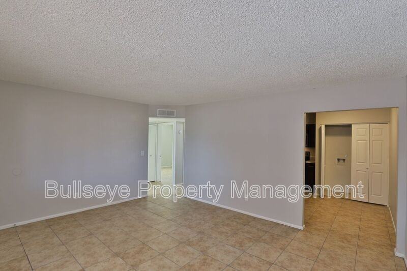 859 W Ray Rd #3 - Photo 5 of 11