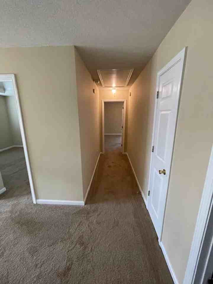 4202 Fortune Pt - Photo 7 of 46