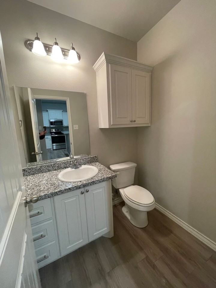 6040 24th St #29 - Photo 5 of 14